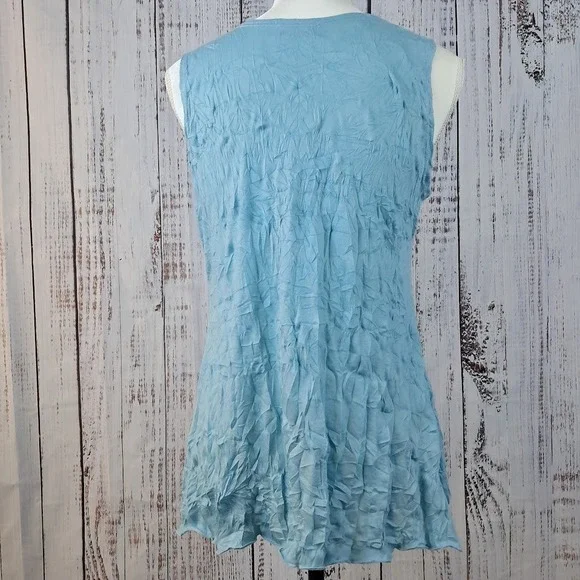 VINE STREET‎ S Sky Blue Crinkle Texture Tunic Top Sleeveless Flowy Coastal Beach - Picture 4 of 6